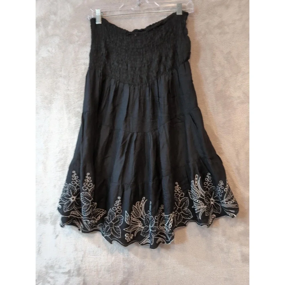 Raviya Black Tiered Embroidered Skirt Medium Smocked Waist Boho Resort Rayon
